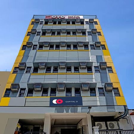 Super Oyo Capital O 232 Nest Nano Suites Fort Макати Экстерьер фото