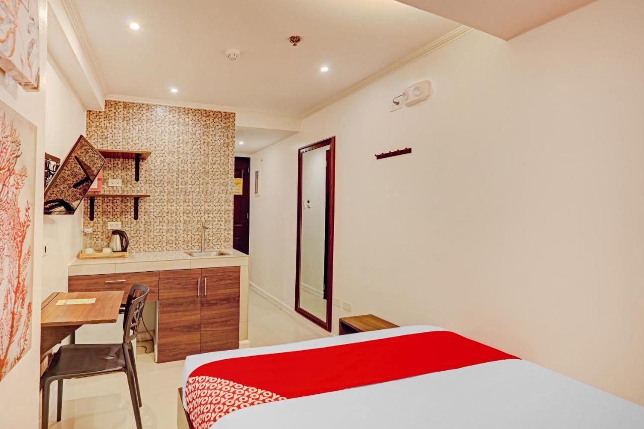 Super Oyo Capital O 232 Nest Nano Suites Fort Макати Экстерьер фото