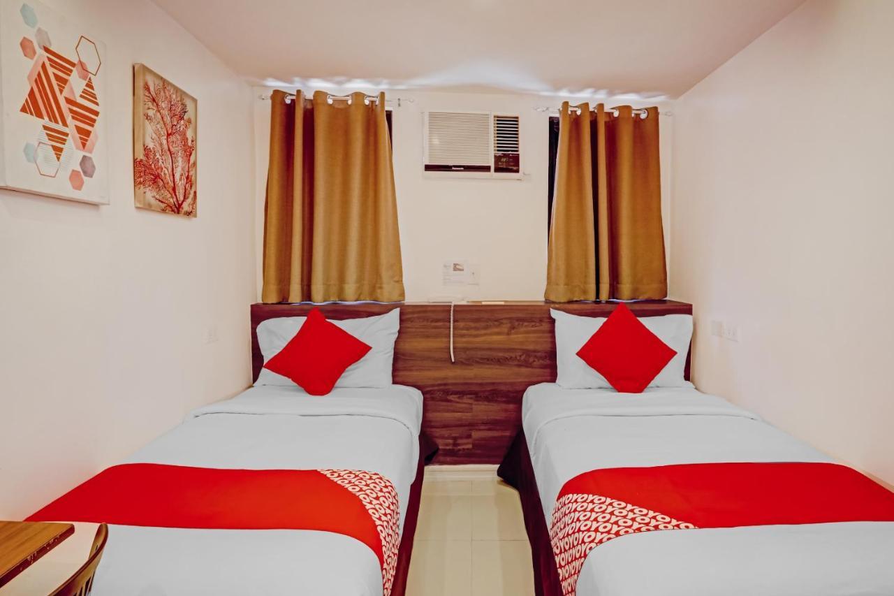 Super Oyo Capital O 232 Nest Nano Suites Fort Макати Экстерьер фото