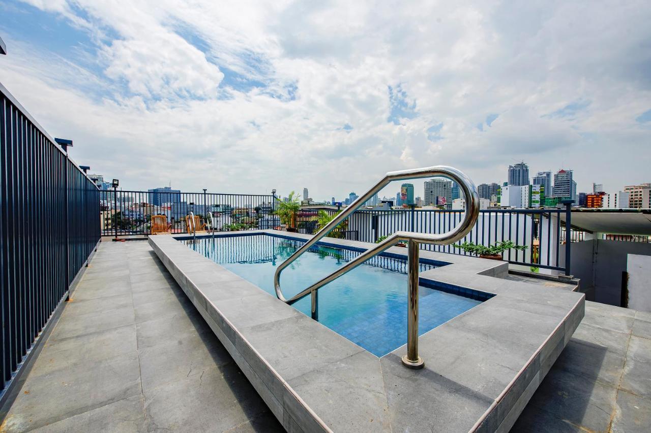 Super Oyo Capital O 232 Nest Nano Suites Fort Макати Экстерьер фото