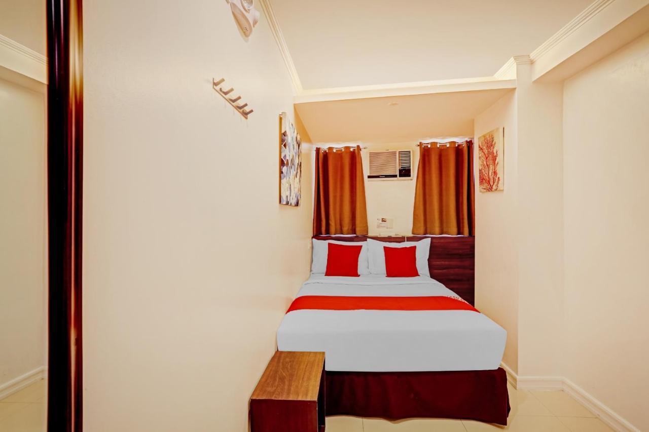 Super Oyo Capital O 232 Nest Nano Suites Fort Макати Экстерьер фото