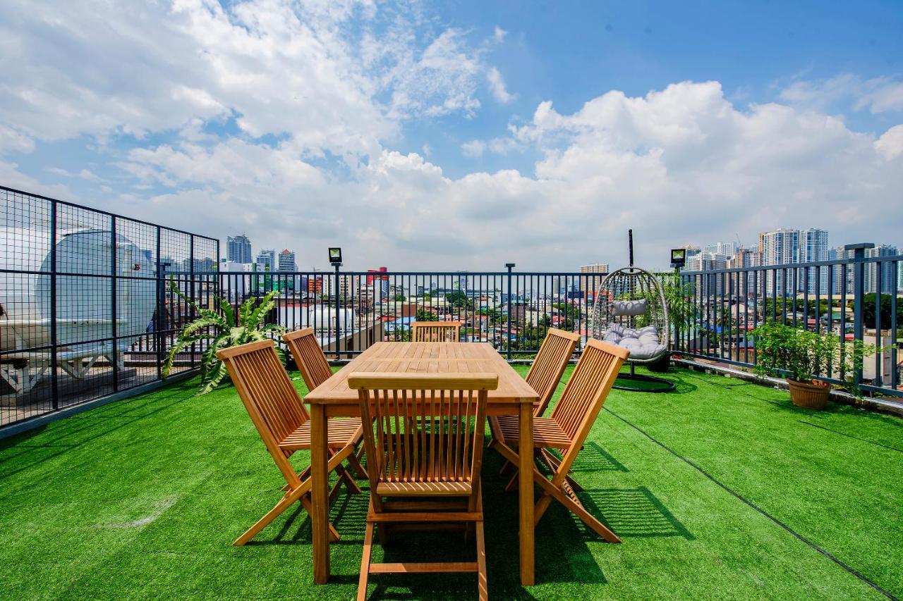 Super Oyo Capital O 232 Nest Nano Suites Fort Макати Экстерьер фото